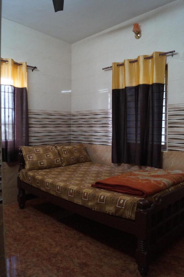 Wins Rooms Valparai Luaran gambar