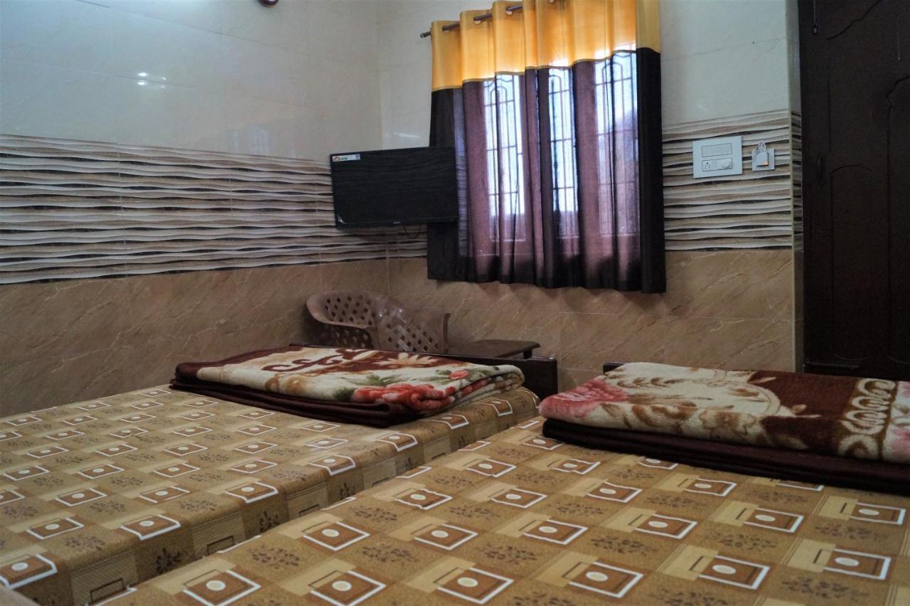 Wins Rooms Valparai Luaran gambar
