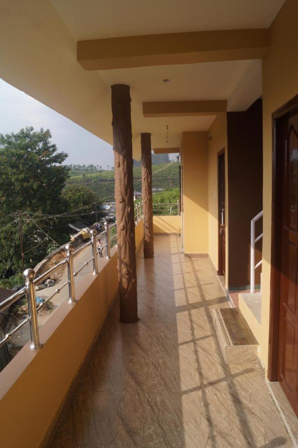 Wins Rooms Valparai Luaran gambar