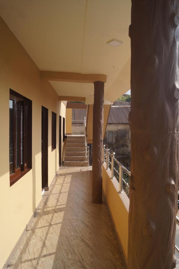 Wins Rooms Valparai Luaran gambar